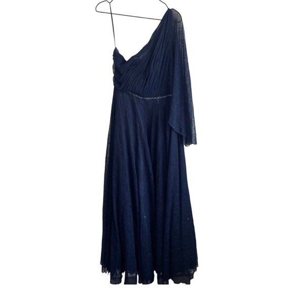 New! Mac Duggal - 11244 Lace Asymmetric A-Line Gown - Picture 5 of 11